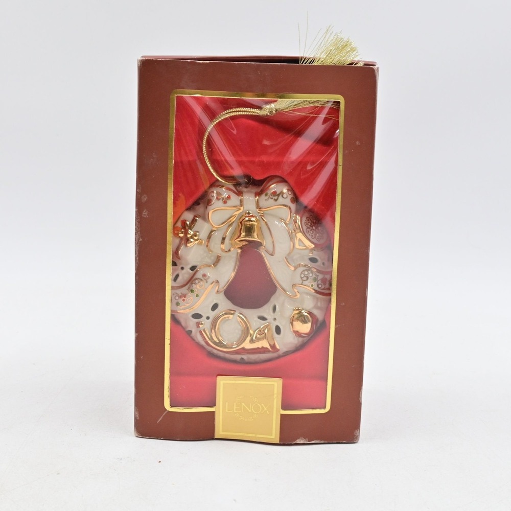 Lenox Bejeweled Christmas Wreath Ornament White Gold Porcelain NIB